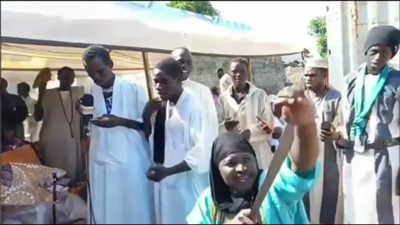 НОВЫЙ РУКОВОДИТЕЛЬ ДРАМАТИЧНОЙ ГРУППЫ БАКАВСУ ФОФАНЫ ЗАЯВИЛ, ЧТО МОЖЕТ ДОБИРАТЬСЯ К ПРЕЗИДЕНТУ БА...