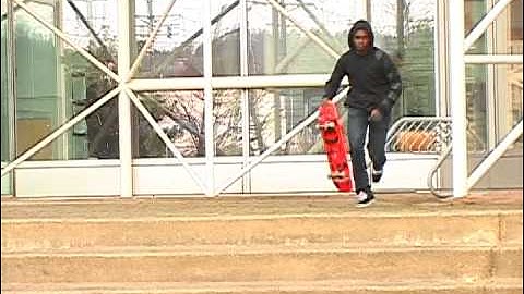 CYRIL JACKSON GNARLY NOSE MANUAL