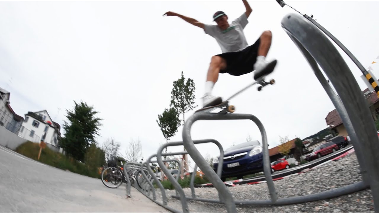 delayed... –  2023 – jonas fetz – by doodah