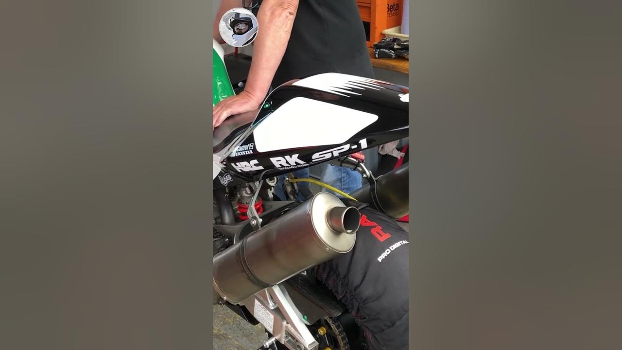 honda-vtr-1000-sp-1-rc51-sound-of-racing-v-twin-engine-made-in