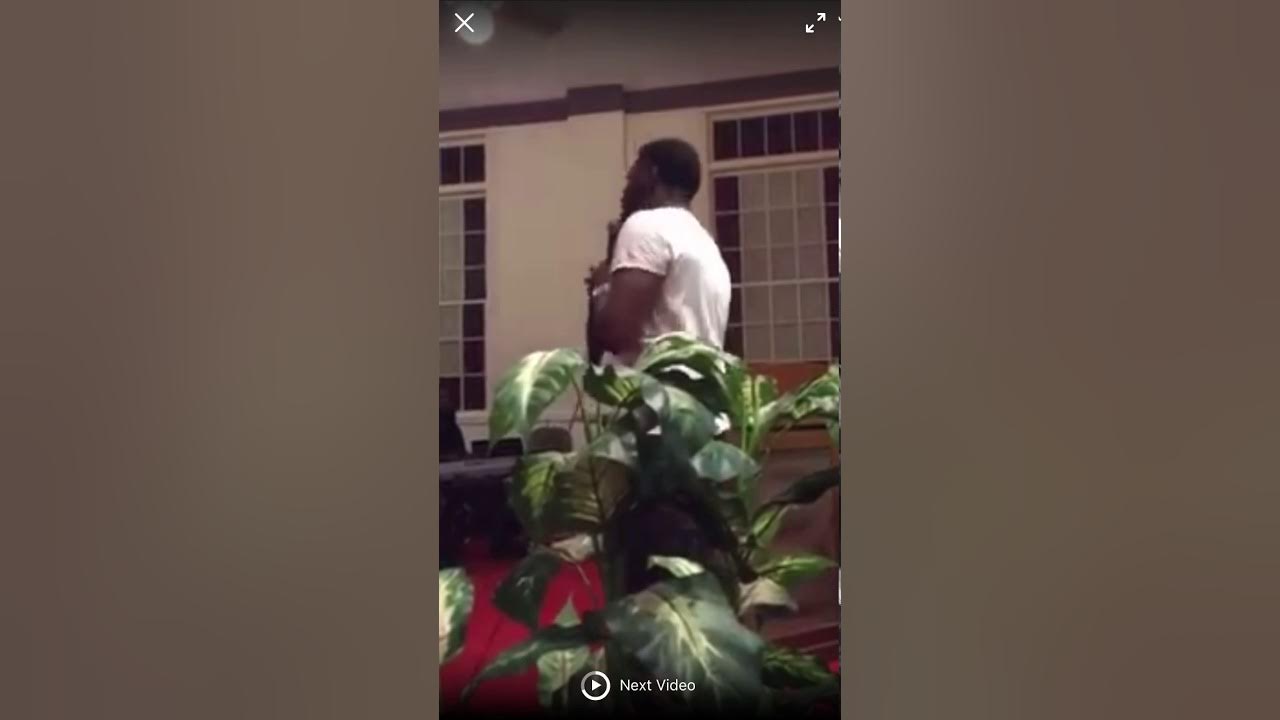 Pastor Shawn Jones “Worthy is he” *RARE* YouTube