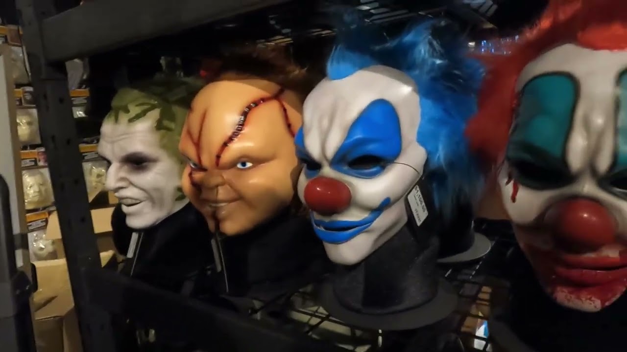 LAS CARETAS Y ANTIFACES  PARA HALLOWEEN 2025 🎃 🦇 EL CASTILLO DEL TERROR
