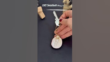 Cute DIY Keychain with Seashell 🐚 #diy #key #artandcraft #craft #craftideas #art #shortvideo