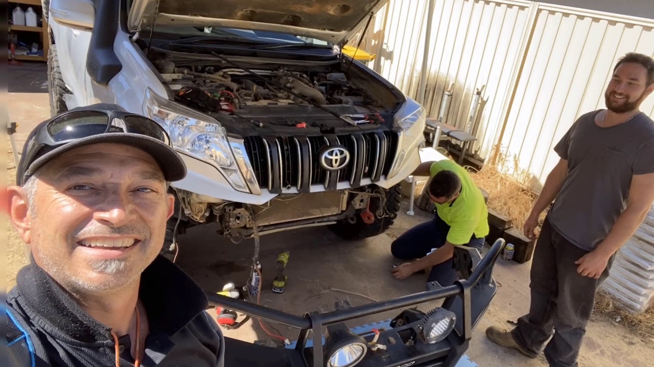 Removing ARB deluxe winch bar and fitting an AFN bar to a Prado 150 series GXL 2014