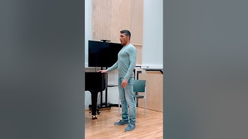 How to Sing High Notes Easily #youtubeshorts #opera #singer #technique #music #viral #artist