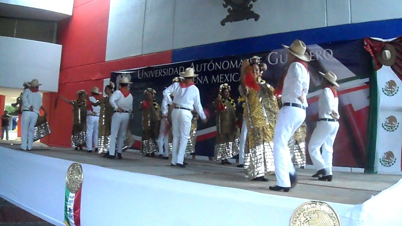 CIRCUITO AZUL Chilena Iterp. por la Banda Hermanos Mateos - YouTube