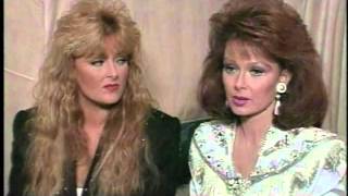 The Judds  Let Me Tell You About Love
