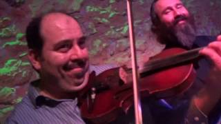 Γιασεμή Σαραγούδα - Χαρικλάκι (& Χορός!!!) - Στο Βιολί ο Κυρ.Γκουβέντας - Στα Κρουστά ο Ανδρ.Παπάς