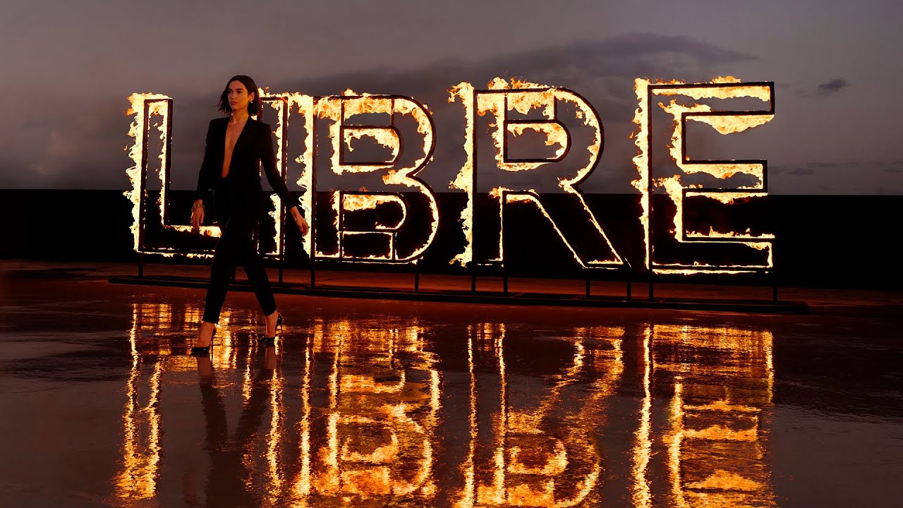 Pub Libre De Yves Saint Laurent