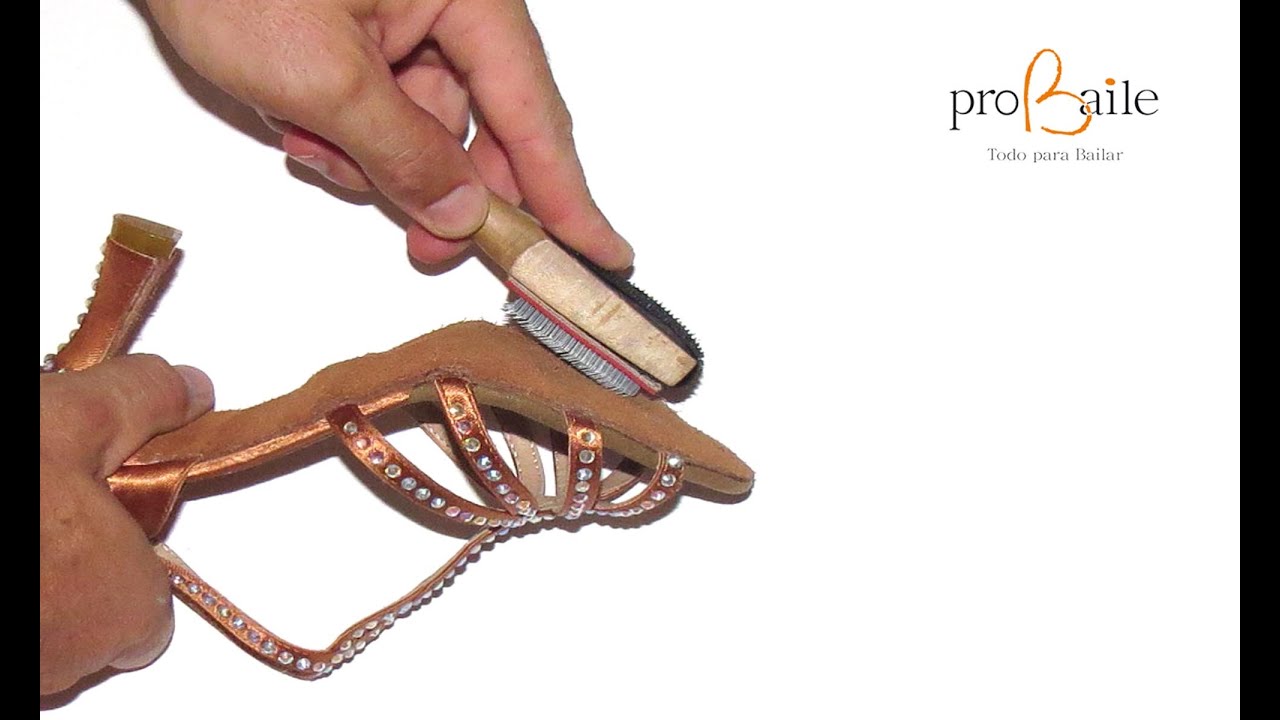Como limpiar cepillar tus zapatos de baile - www.probaile.com bachata sentimiento