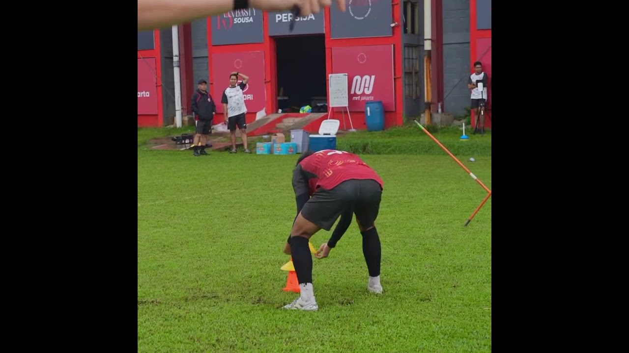 Maxwell dan Allano bikin suasana penuh lucu dilatihan 