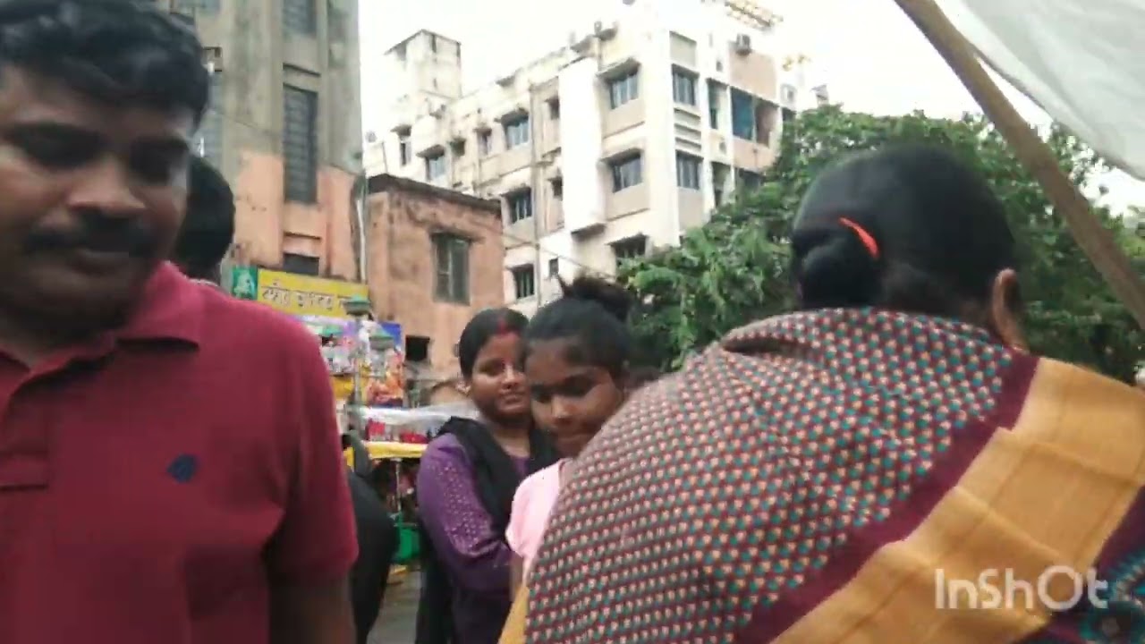 bristy veja dine pujo r marketing korte beriye porechilam sasuri bouma dujone