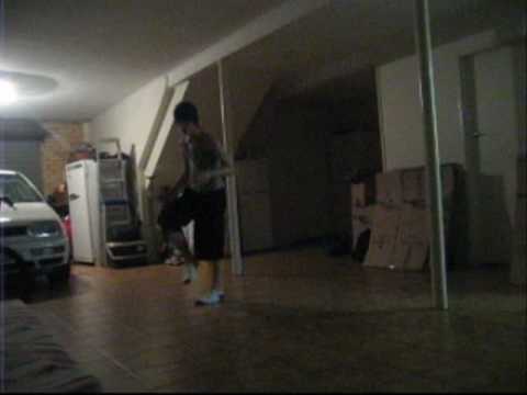 shuffle Bass aliens style