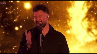 Calum Scott & Whitney Houston - I Wanna Dance With Somebody (Live Performance)