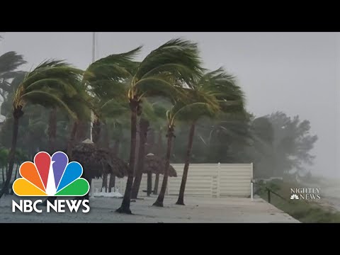 Hurricane ian barrels ashore in florida as category 4 storm