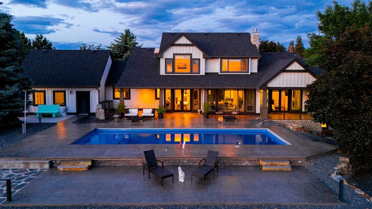 Private 9.56 Acre Estate in South East Kelowna  - 2375 Grantham Road