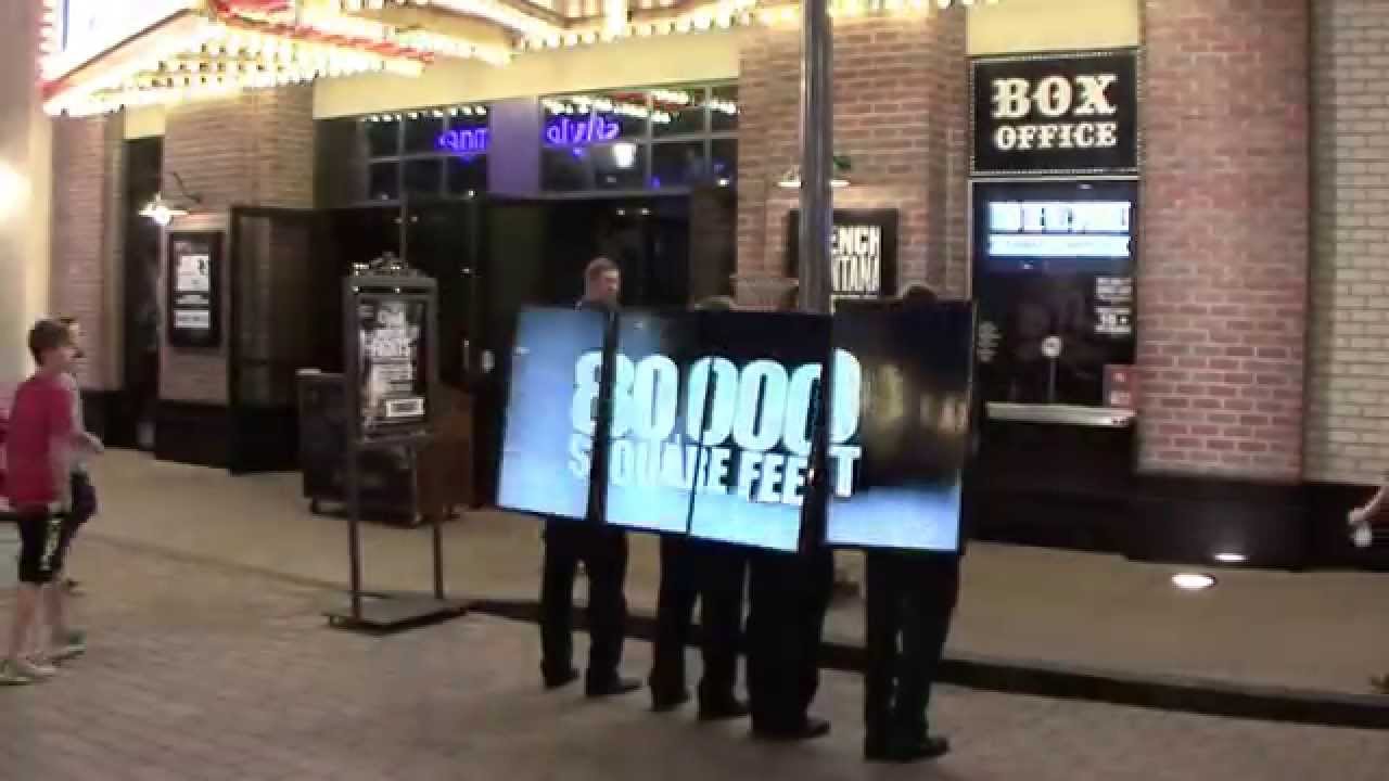 Brooklyn Bowl, 2utvads