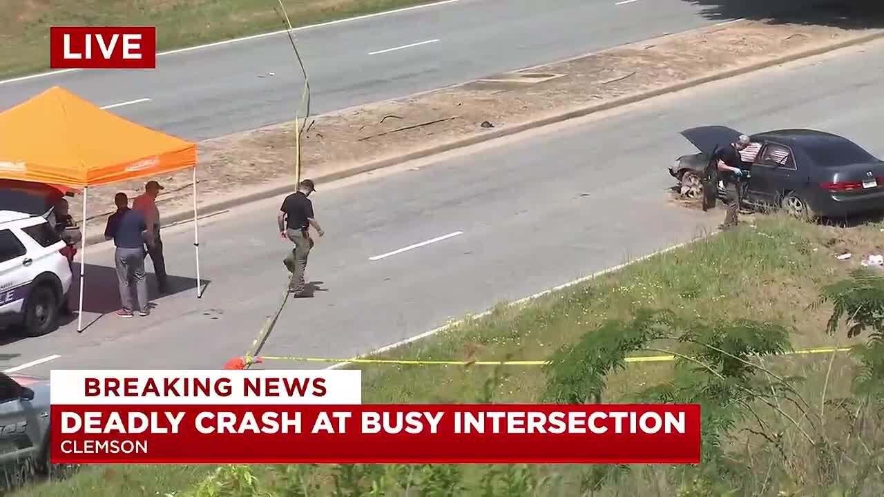 SCHP: Police chase ends in deadly crash in Clemson - YouTube