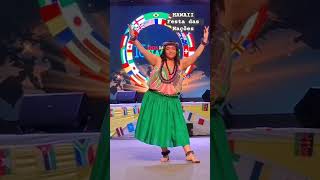 Renata Lopes em solo na 16. Festa das Nações. #cultura #hawaii