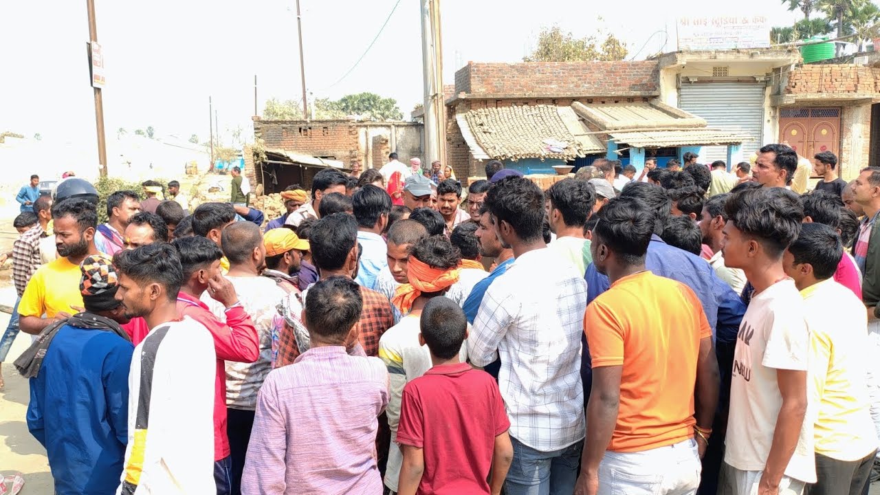 #BreakingNews  Godda - Bhagalpur मुख्य मार्ग पर DBL की गाड़ी ने एक बार फिर बारपाया क*हर।