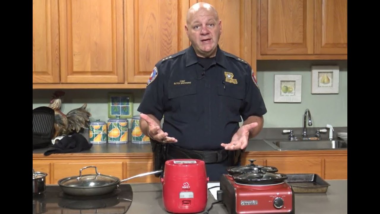 Cooking safety tips for college students - YouTube