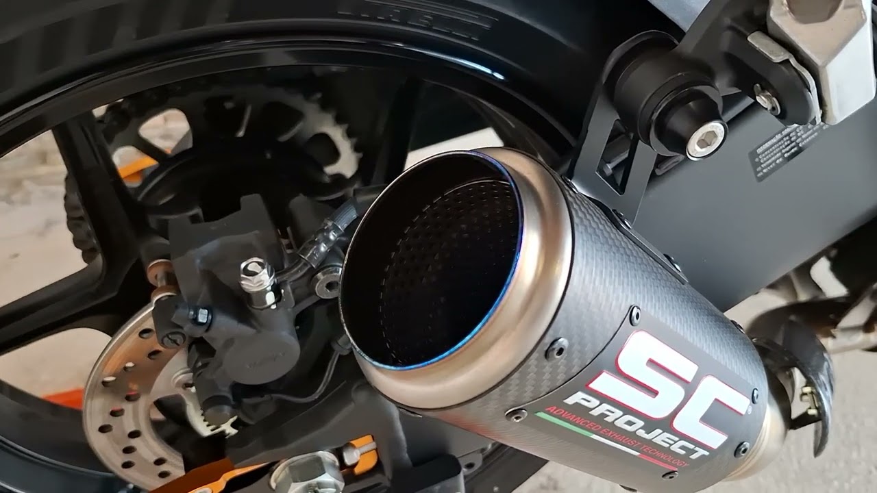 ZX-6R 636 2026 cold start SC-Project CR-T Carbon. - YouTube