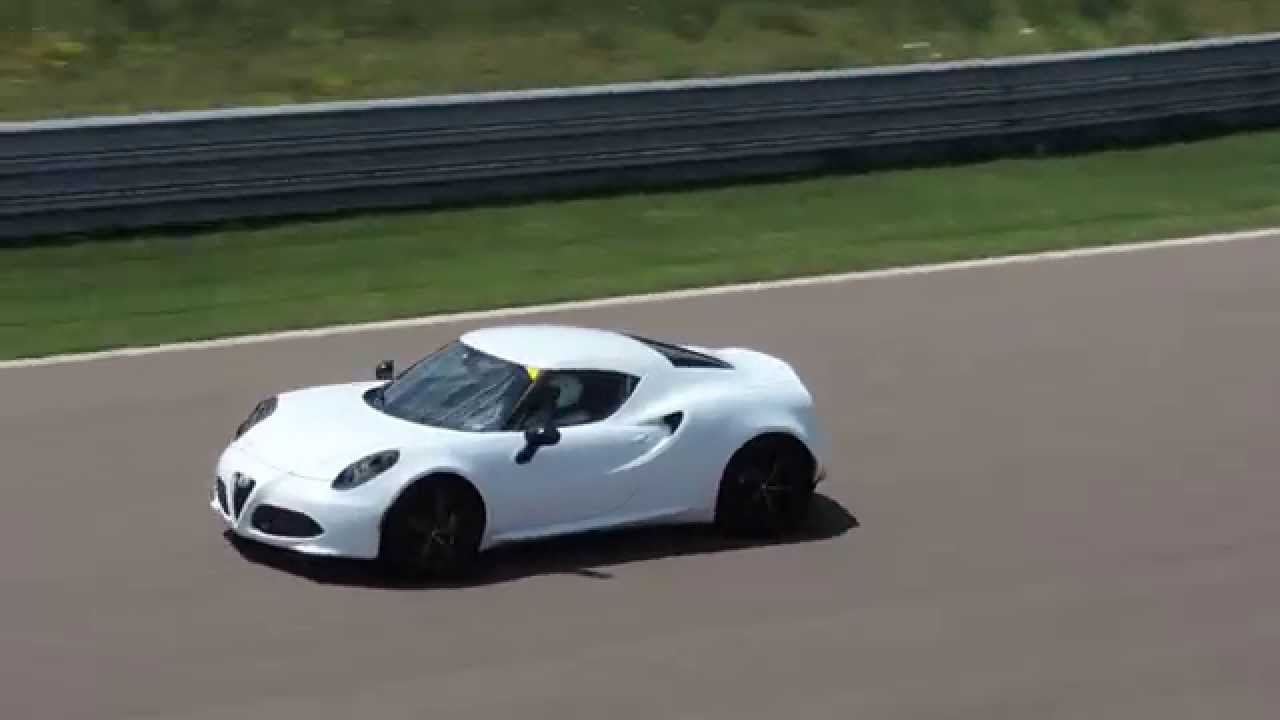 [Bad Girl!] Alfa Romeo 4C shifting sound - GT Cup Autodromo di Modena