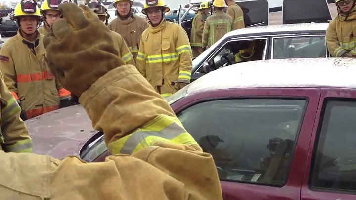 Porcelain vs Tempered Glass