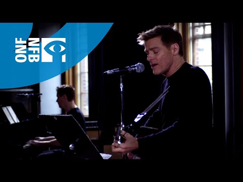 Bryan Adams: Bare Bones - Bryan Adams: Bare Bones