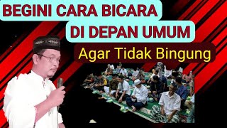 Cara menyampaikan kata sambutan  sambil berpikir