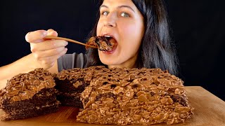CHOCOLATE CRUNCH CAKE | MUKBANG | ASMR | EATING SOUNDS screenshot 4