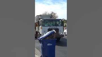 Rental Autocar Labrie Automizer