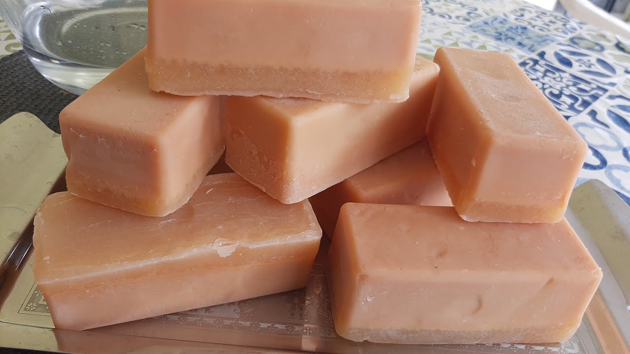 COMO CONSERTAR SABÃO QUE DEU ÁGUA NO FUNDO #correçãodesabao #economiadomestica #sabãodeuagua