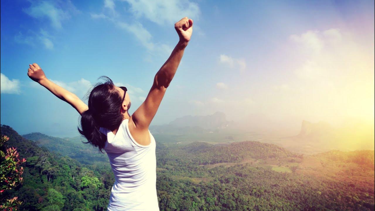 Наконец то началась осенняя эмо депрессия. Полная жизнь. Жить полной жизнью что это. Happiness. Upbeat.