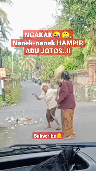 viral‼️ nenek nenek hampir adu jotos ,di jalan, ngakak liat nya juga #shorts #viral #trending