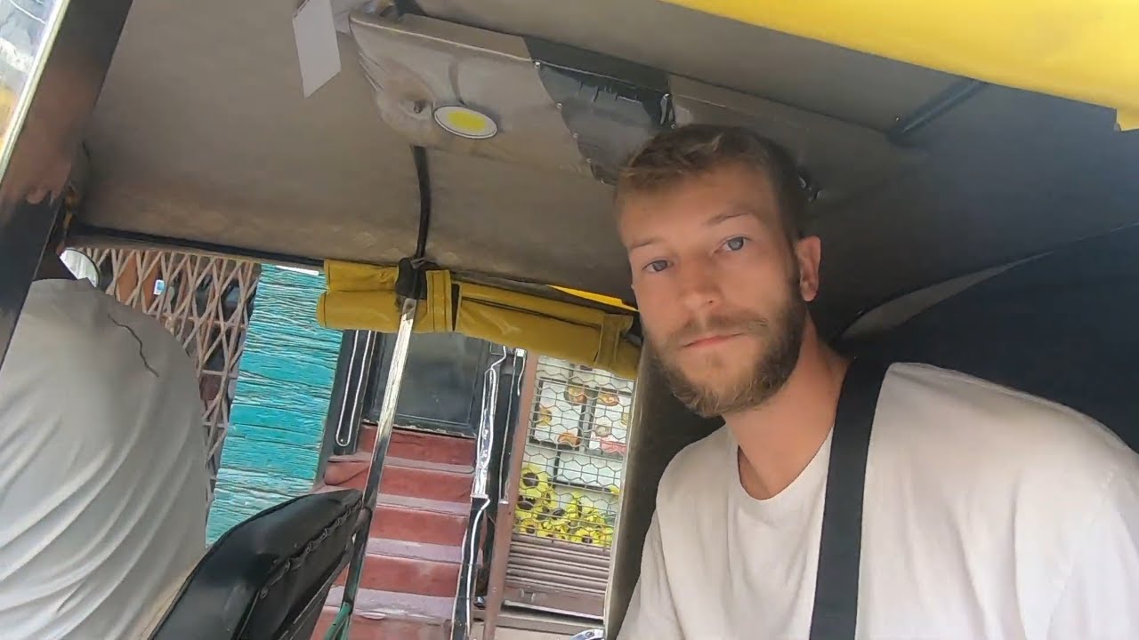 India is NOT for Beginners (First Impressions) 🇮🇳