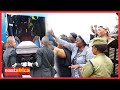 WANARUVUMA WAMLILIA JENISTA MHAGAMA WAPANGA MSTARI KUUSHUHUDIA MWILI WAKE UKIPITA BARABARANI