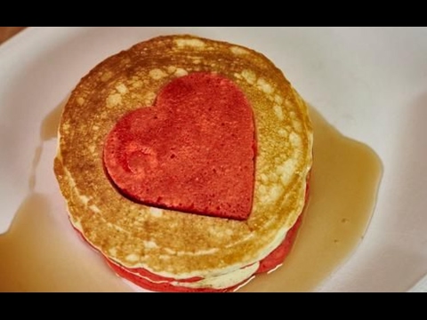 Video: Recipe Ng Araw Ng Mga Puso: Mga Red Heart Pancake