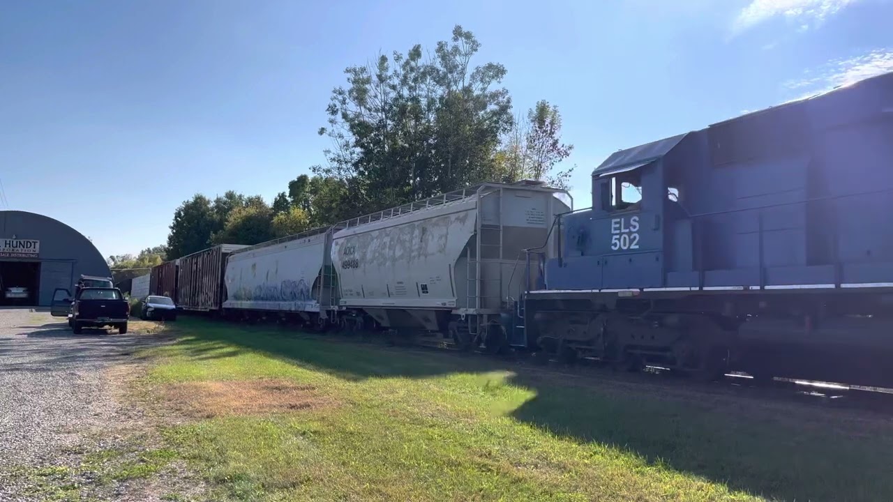 ELS 503 and 502 lead a train to Crivitz, WI