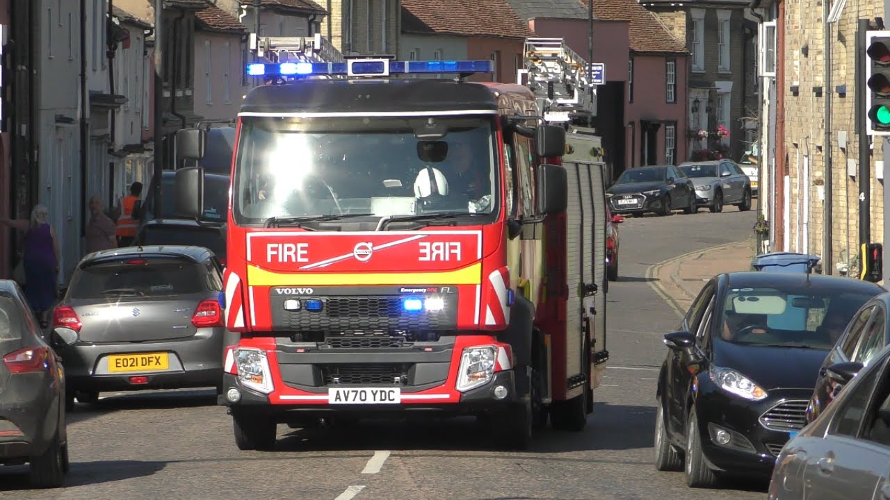Suffolk Fire & Rescue Service - Bury St Edmunds ErT Responding - YouTube