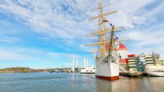 Gothenburg Sweden ferry 285 from to Lilla Bommens Hamn to stone pier  4k