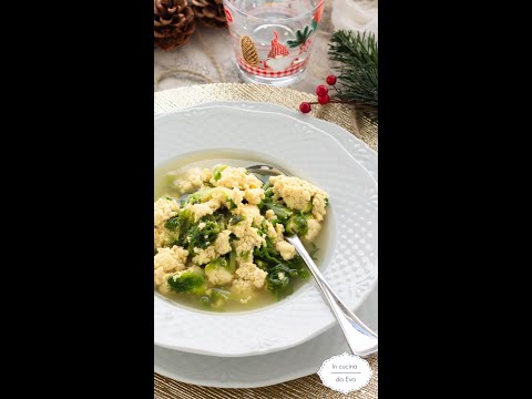 Stracciatella con invidia, una delle ricette abruzzesi in brodo