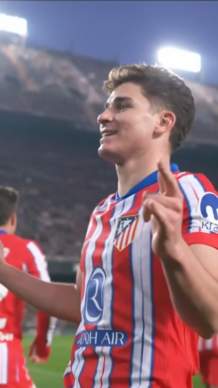 Magic night for JULIÁN ÁLVAREZ ?️✨