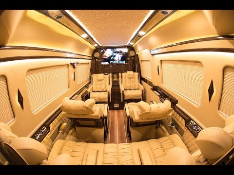 Giá Xe Ford Transit Limousine 2020 VS Solati Limousine - Đối Thủ Định Mệnh