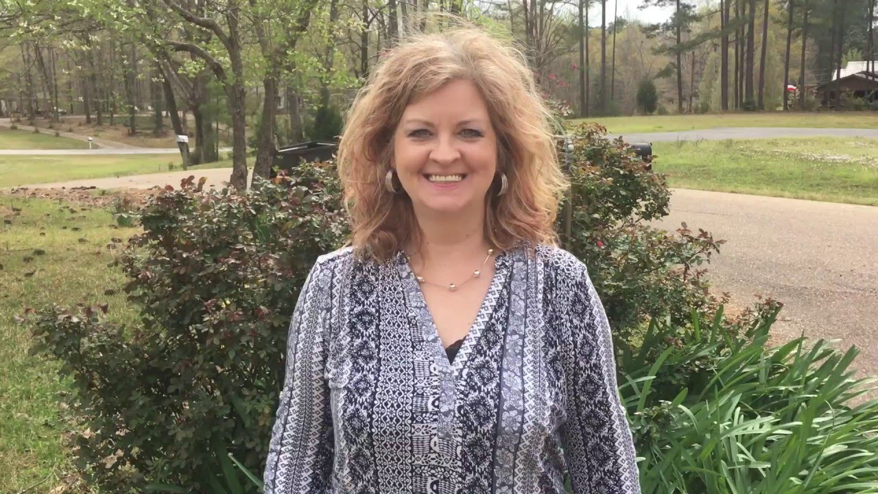 Rexanne Collins REALTOR® - Market Realty - North MS Real Estate