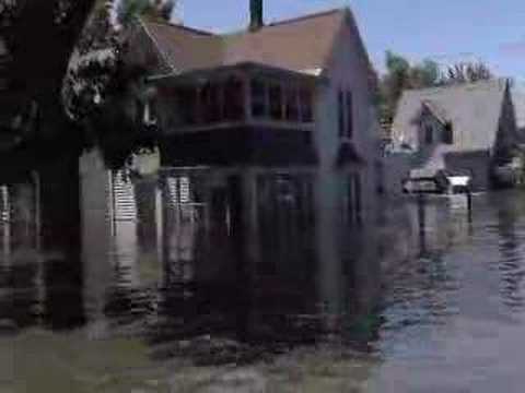 boat tour of downtown cedar rapids, iowa streets - youtube