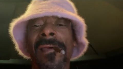 Snoop Dogg shows you How to buy His NFTS on Crypto.com/NFT