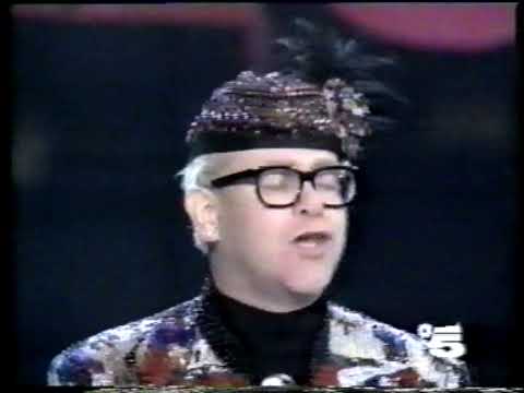 Elton John - 1988 Telemike - A word in Spanish