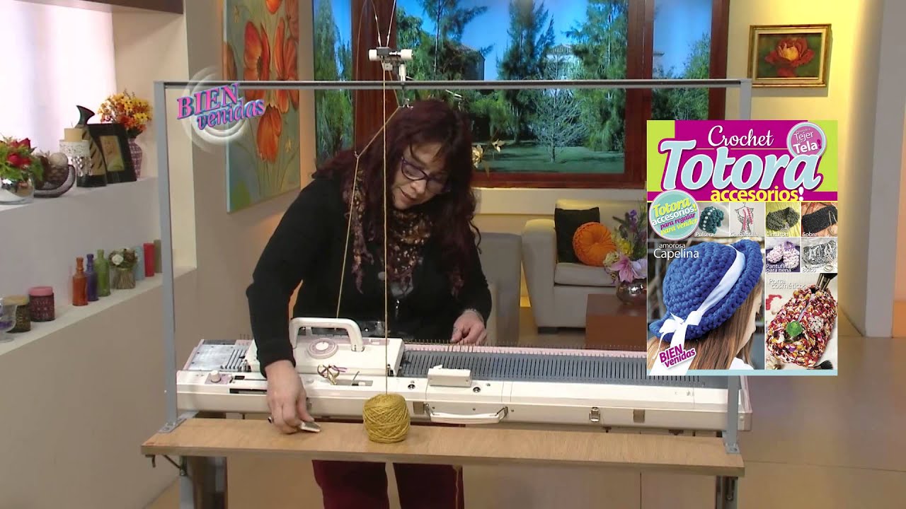 Mónica Astudillo - Bienvenidas en HD - Hace puntillas tejidas a máquina.