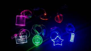 Different Shape Light Up Flashing LED Necklace Pendant screenshot 4
